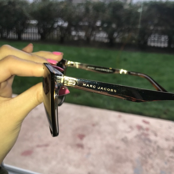 Marc Jacobs Sunglasses - Picture 8 of 8